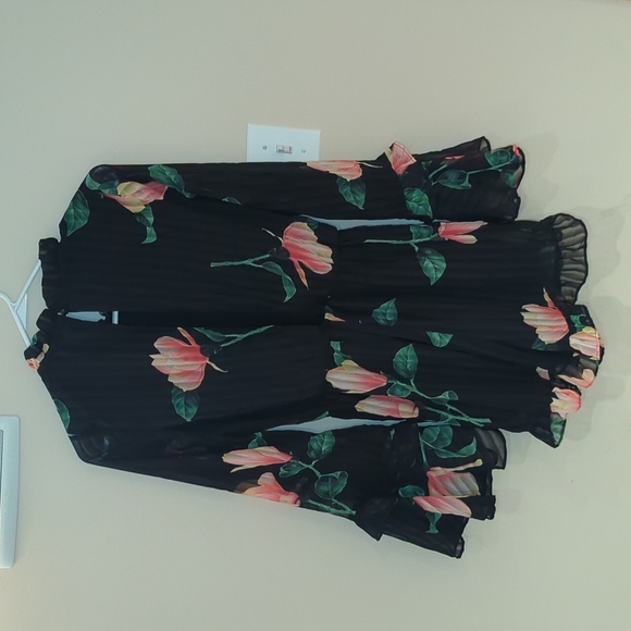 Floral Black Romper - Picture 2 of 4